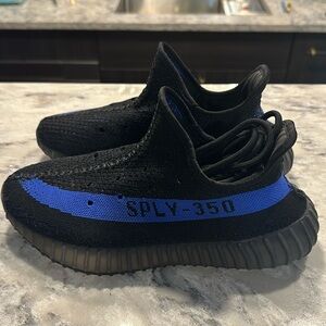 YEEZY sneakers black